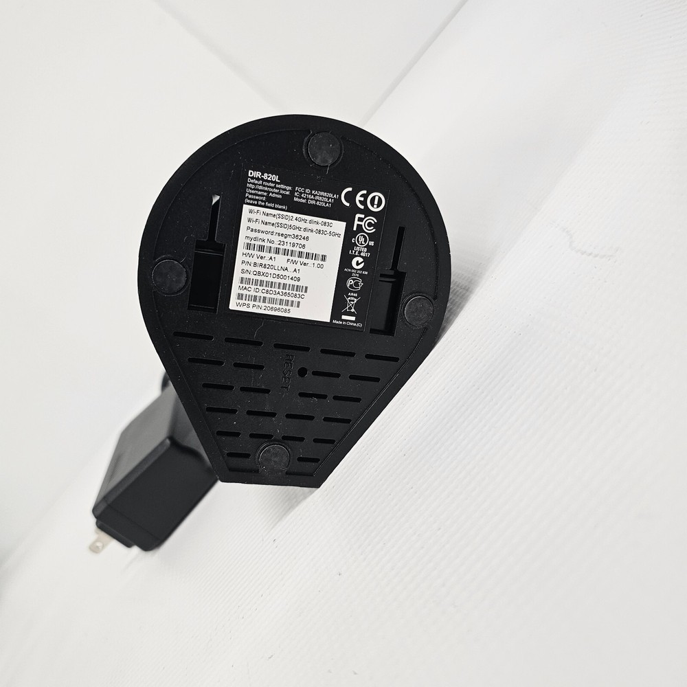 D-Link Wireless Home Office 4-Lan Router - DIR-820L