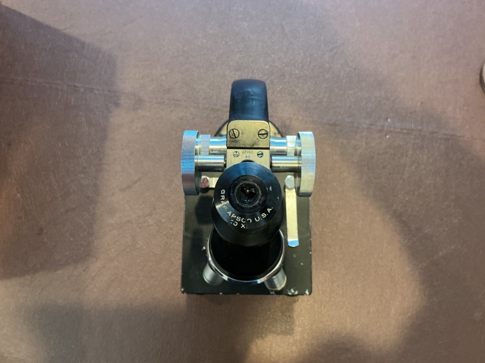 GRAF APSCO MICROSCOPE. 3 OBJECTIVES. WITH CASE.
