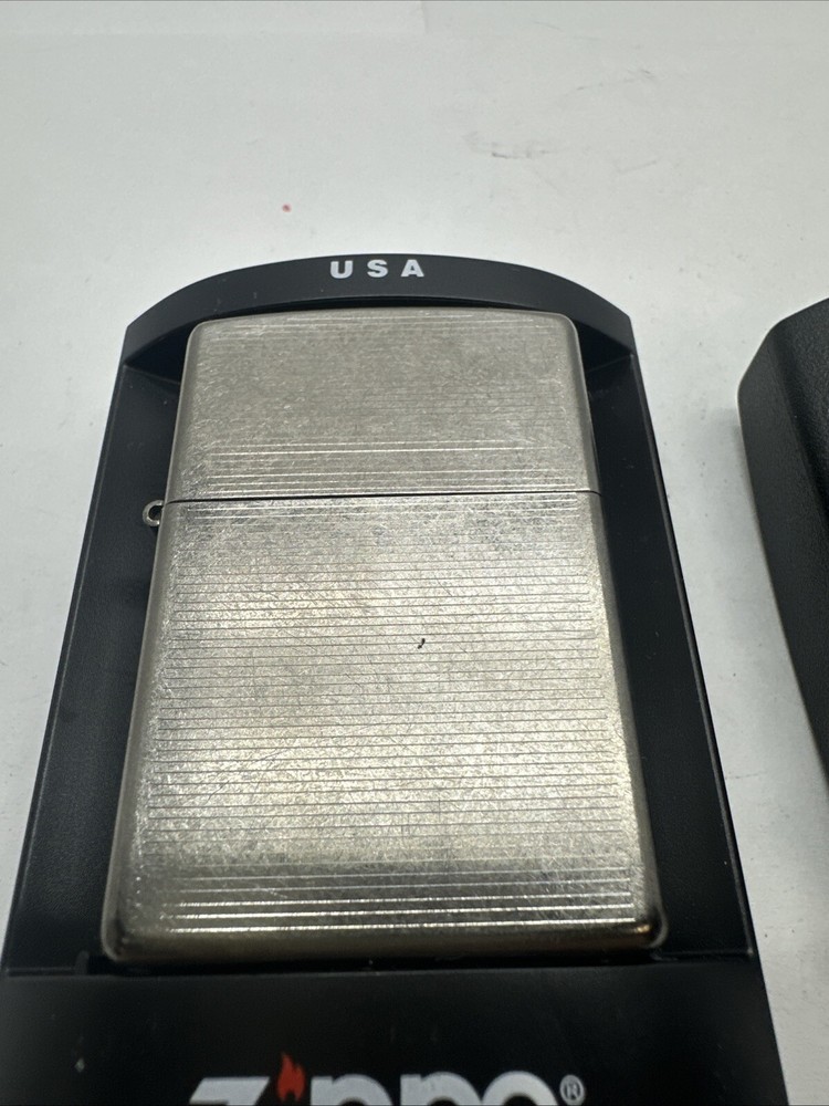 Jan 2006 Zippo Lighter in Plastic Case Unfired.