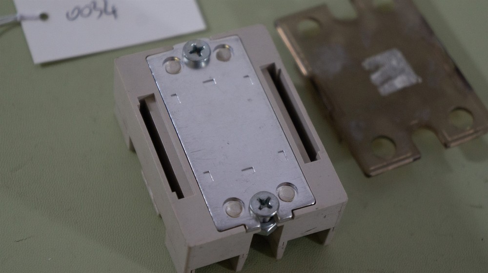 Omron G3NA-205B Solid State Relay , 5-24VDC