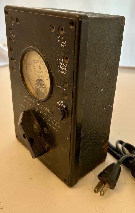 Weston Capacity Meter Model 664 * Untested * Great Display Piece * 60 Volt