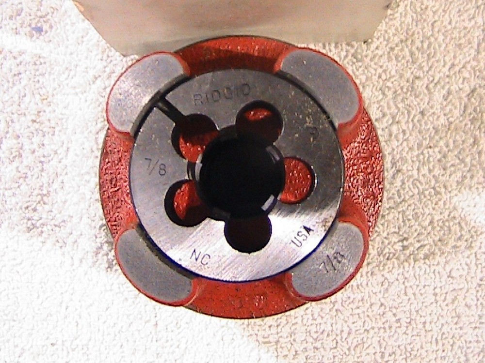 Ridgid 00-RB Complete 7/8-9 Bolt Die