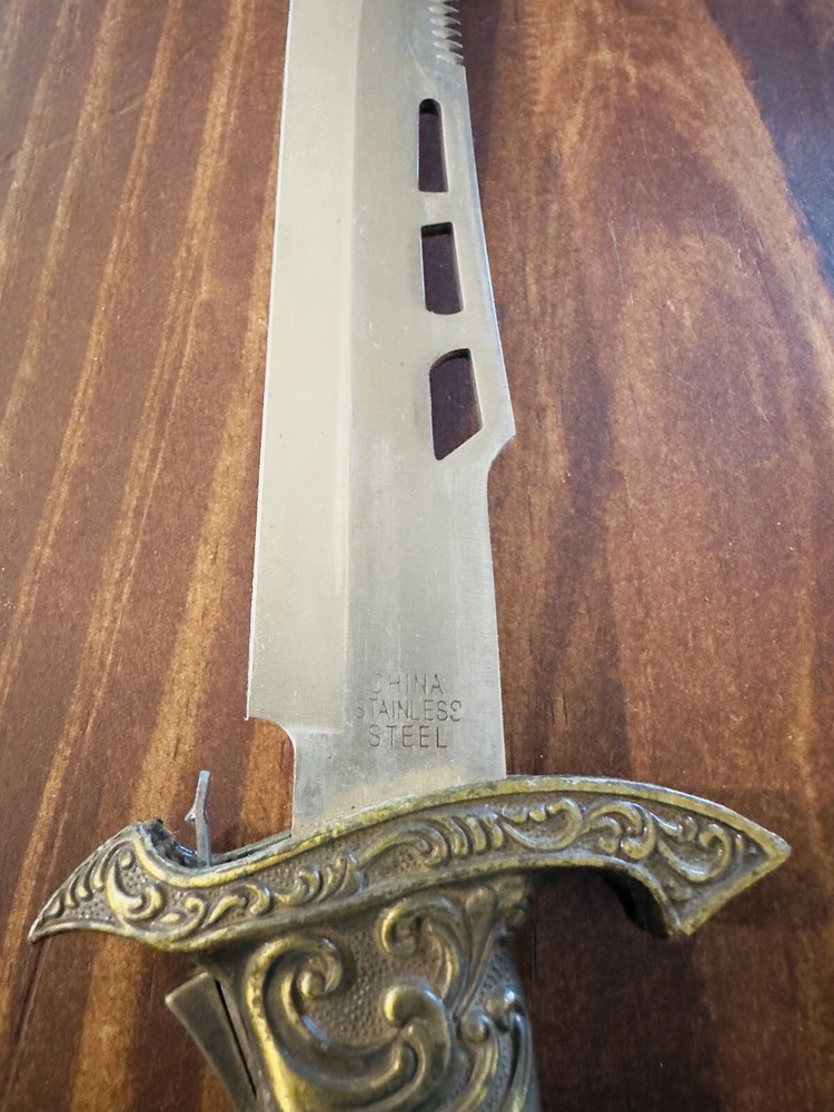 11 Inch Knife With Decorative Sheath