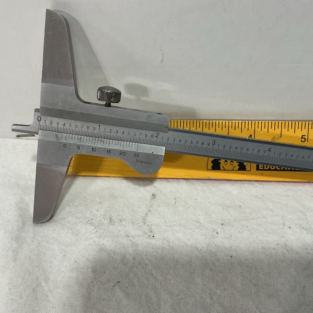 Vernier Caliper 7” Plastic Case Included