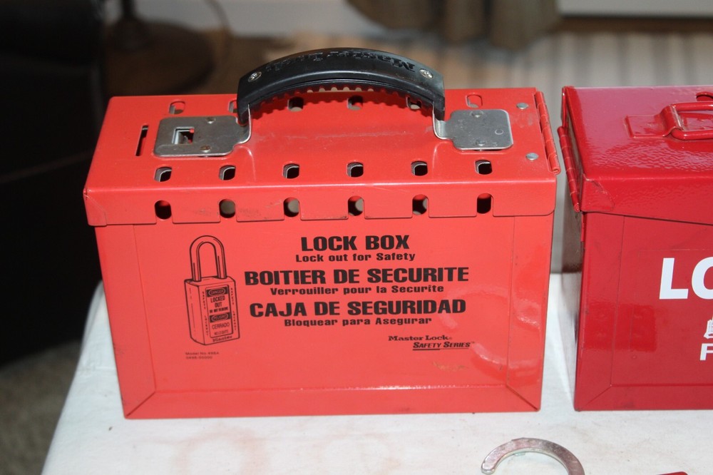 2 Master Lock Portable Group Lock Boxes 498A w/Tool