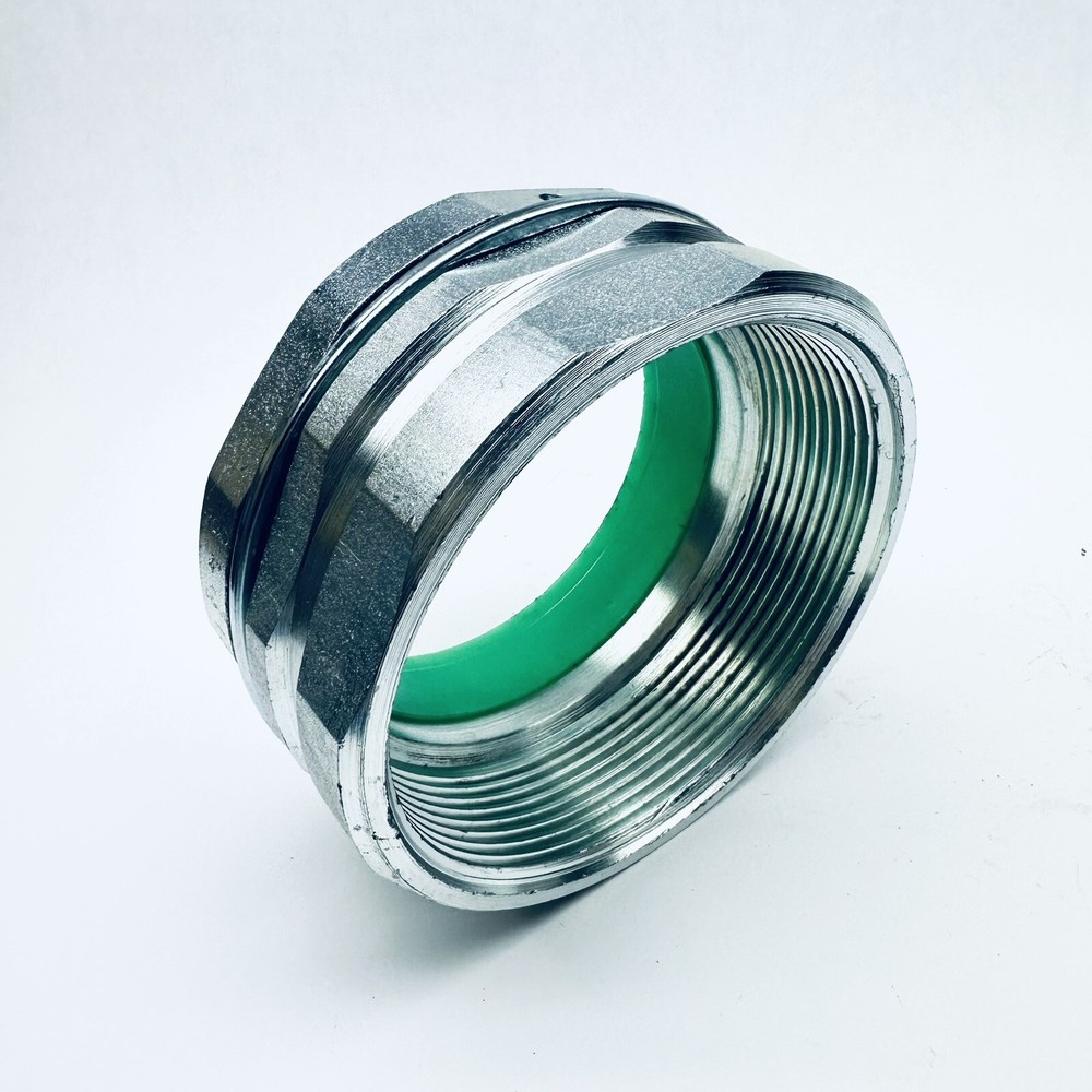 4" Threaded Hub insulated end, metallic rigid