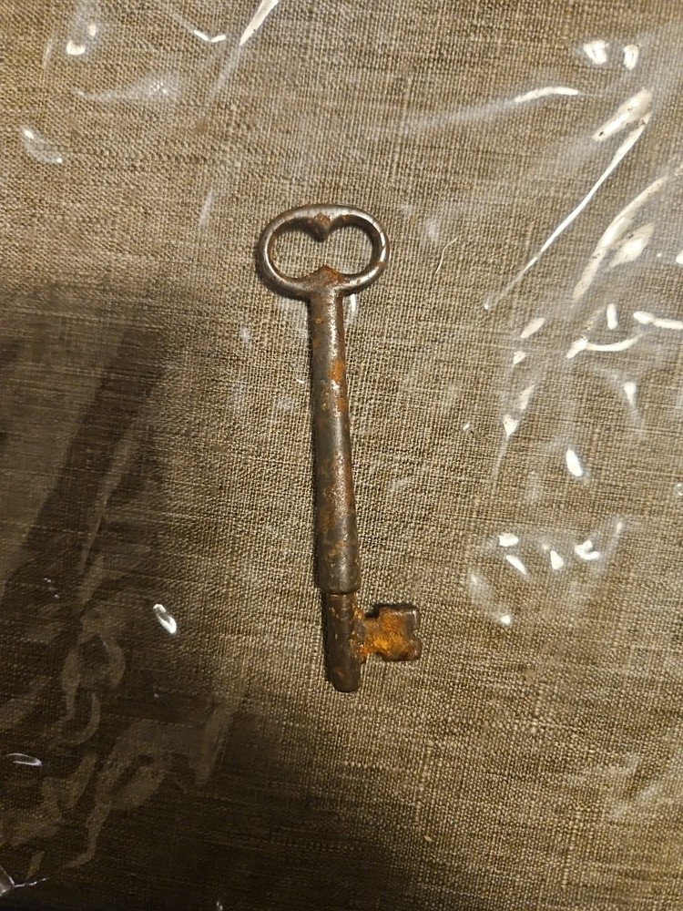 Authentic Antique Rusty Steel Skeleton Key Solid Barrel Collectible Rustic Decor