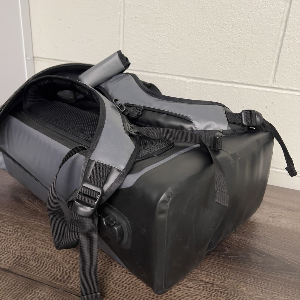Igloo Cooler Igloo Waterproof Wade Welded Cooler Backpack 13qt Roll Top Excellen
