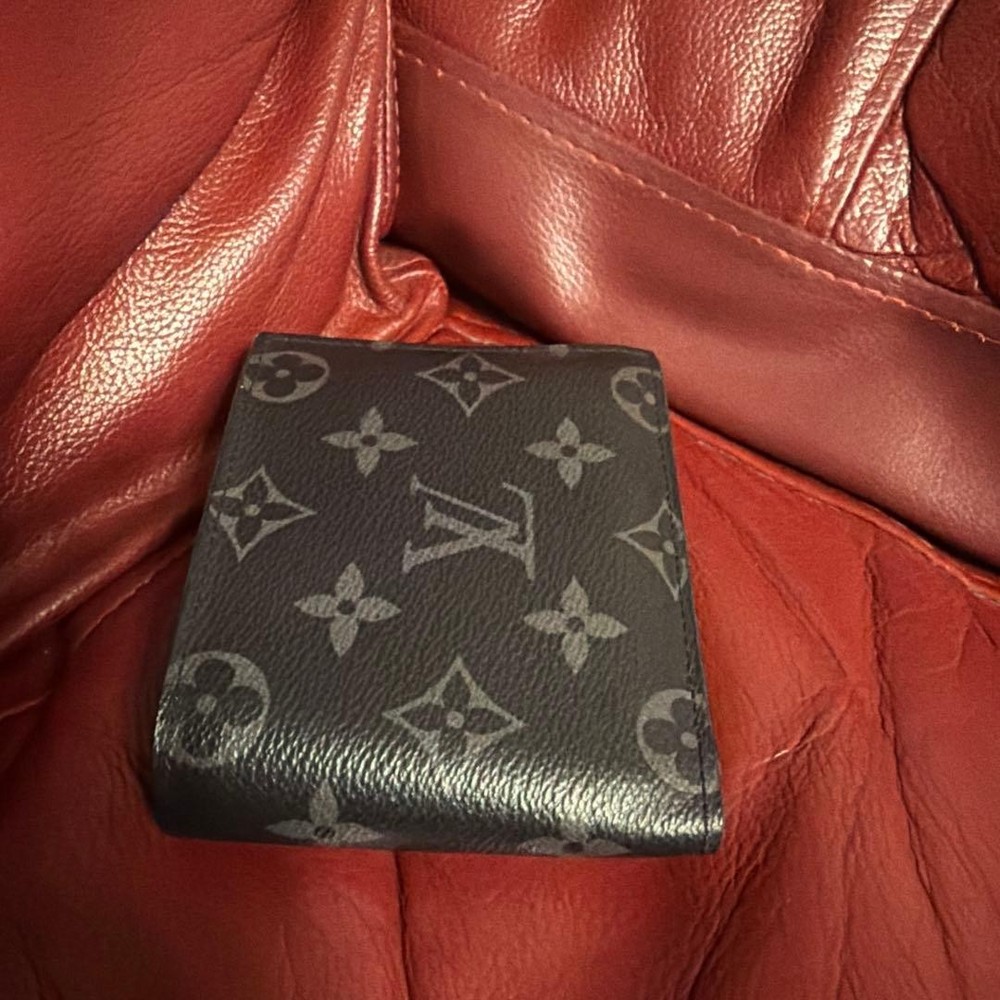 Excellent Condition! Louis Vuitton Eclipse Portefeuille Marco