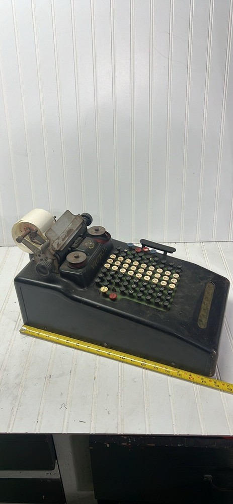 Vintage Model W Electric Victor Adding Machine Untested Display