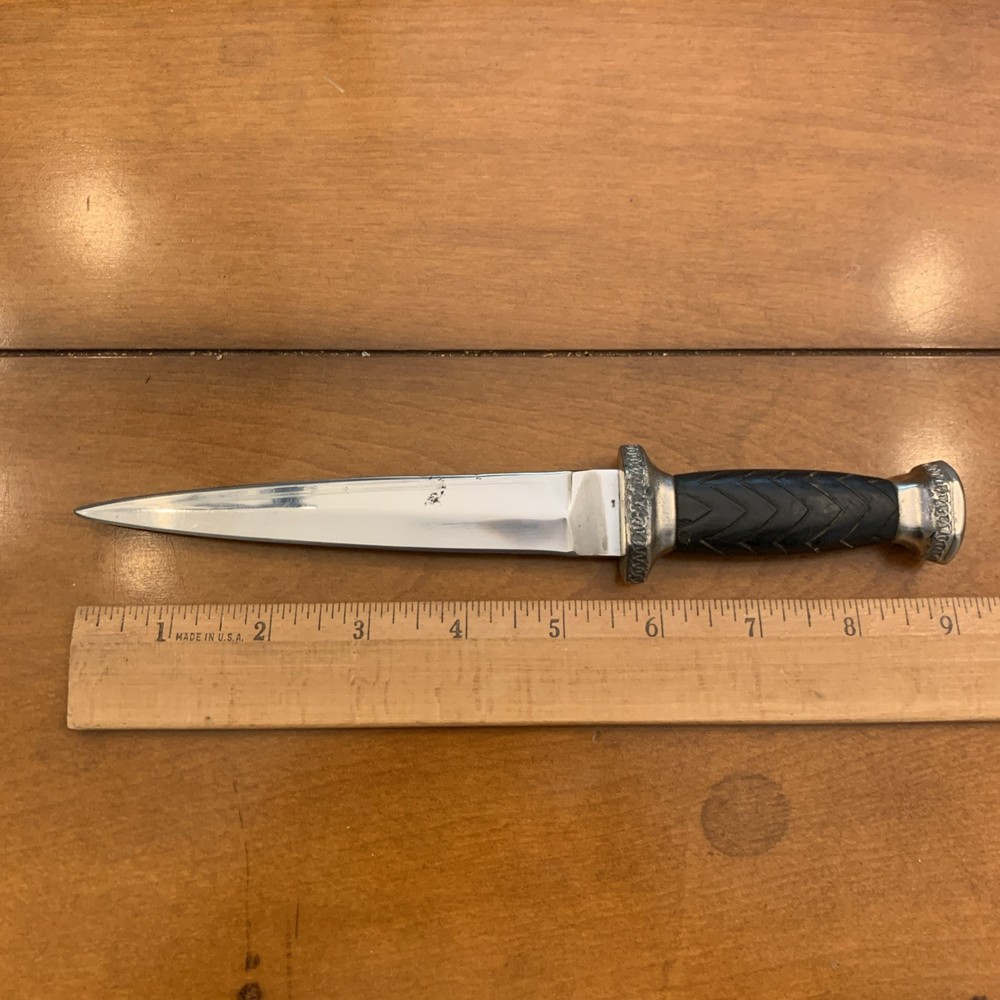 Unique Vintage Dagger