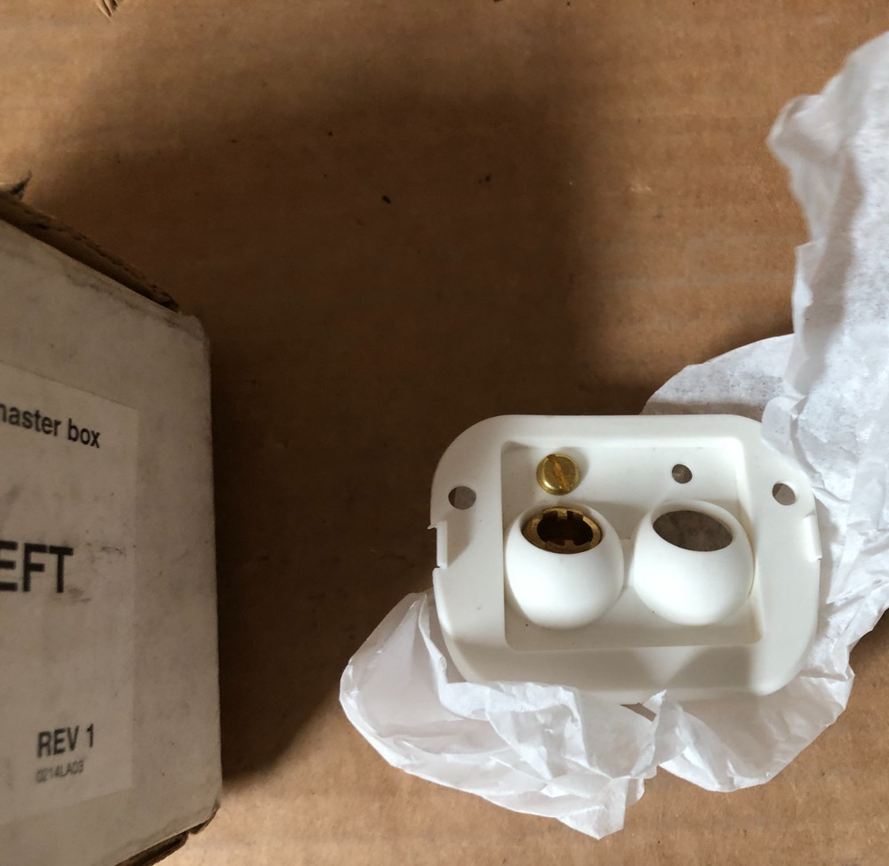 2221465-3 Maestro Alignment Light Module Right For GE