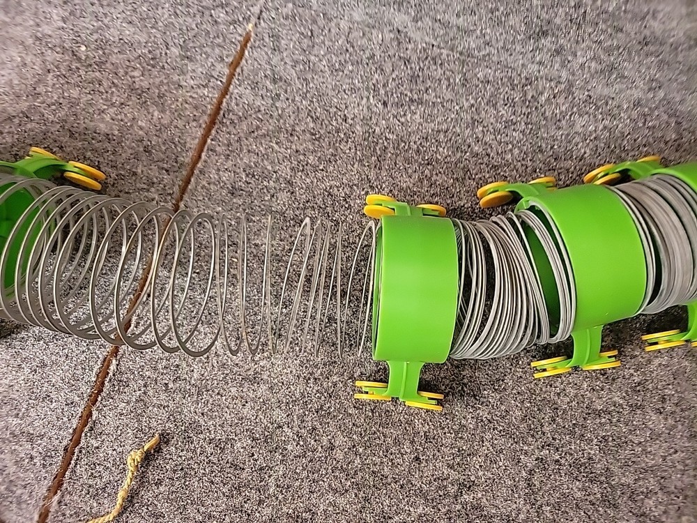MR. WIGGLES CALA-PULLER SLINKY PULL TOY BOXED BY WILKENING In Box