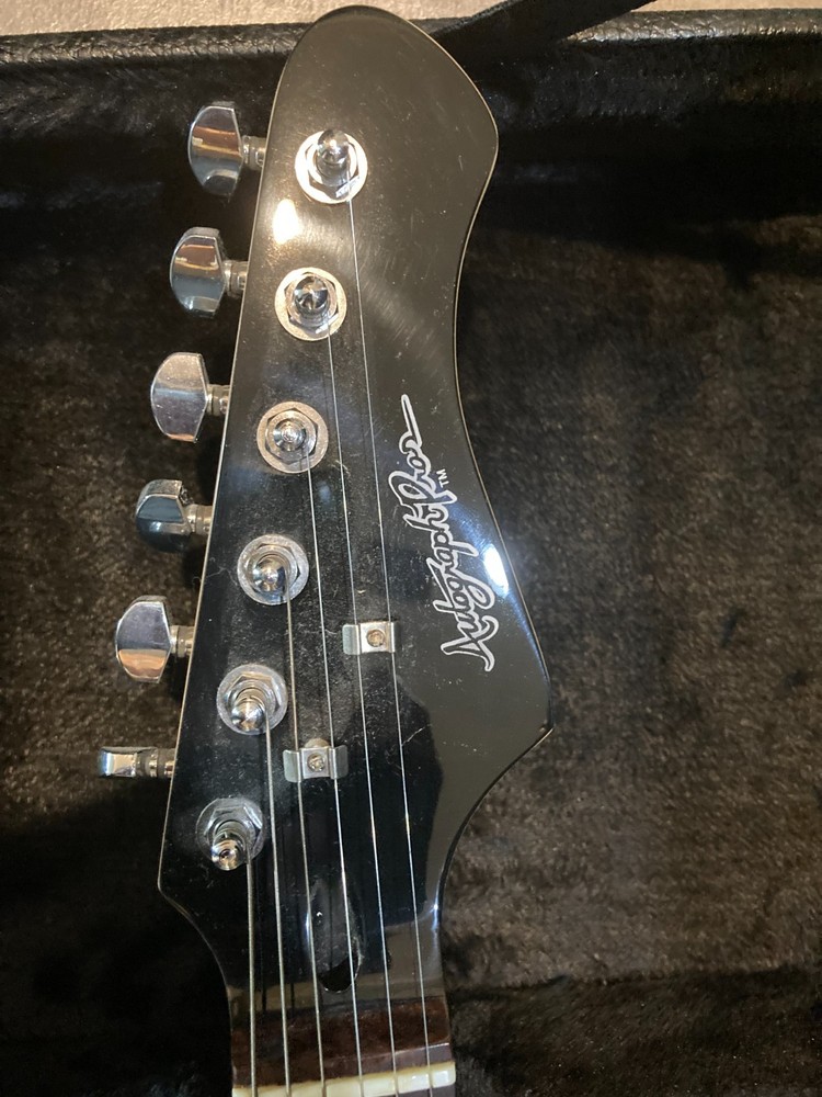 Lifehouse Signed Electric Guitar (Authenticated)