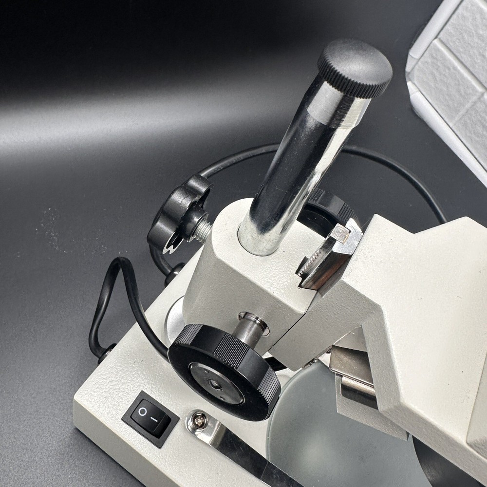Omano 20X / 40X Stereo Microscope With 2 Halogen Lights With Accessories