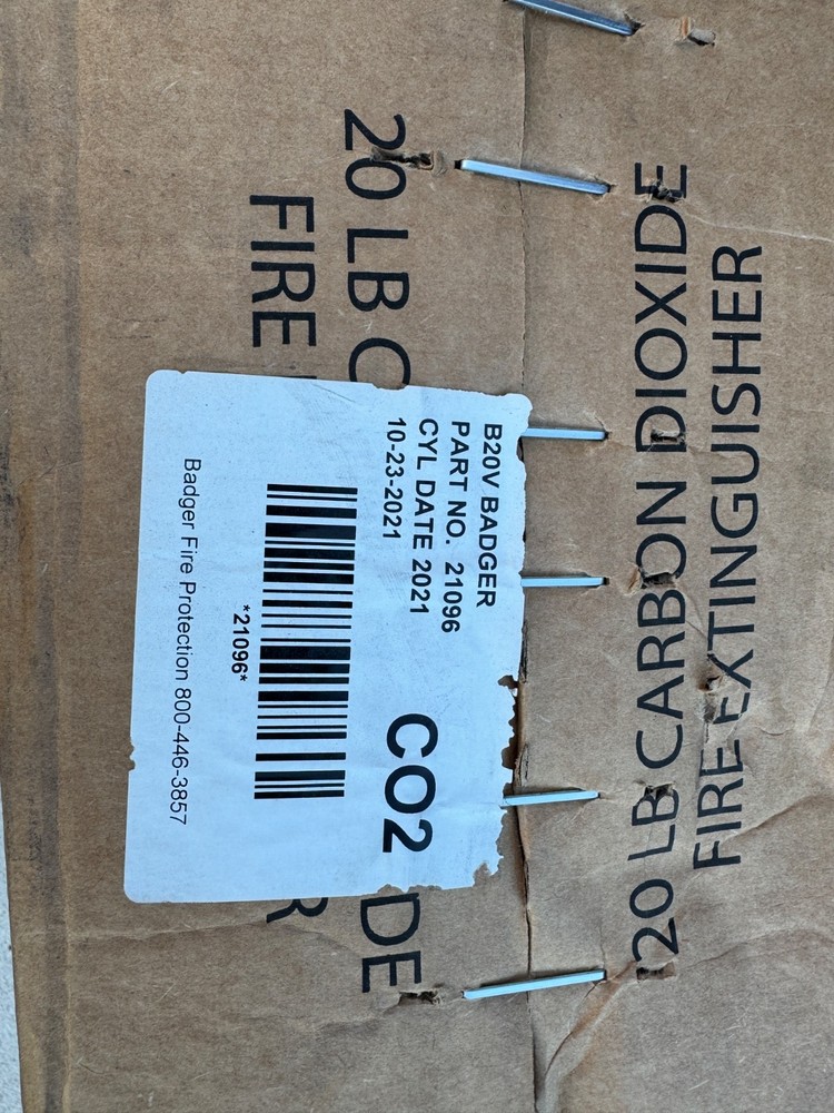 BADGER B20V Fire Extinguisher Aluminum Red