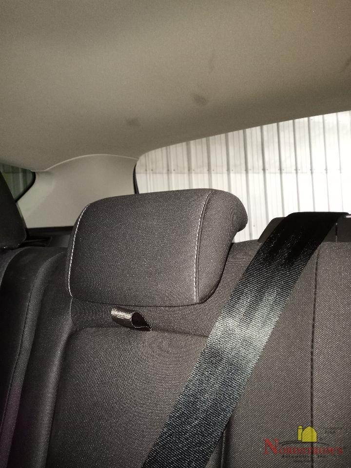 2018 Ford Escape Center Rear Headrest Only Black Cloth
