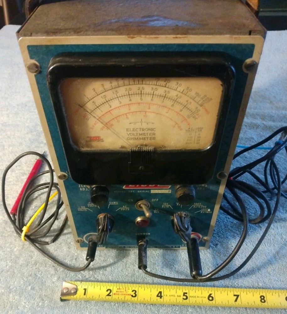 Vintage Teico Voltmeter Model 221