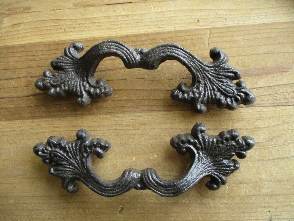 12 Cast Iron Antique Victorian Style Drawer Pull Barn Handle Door Handles Bin