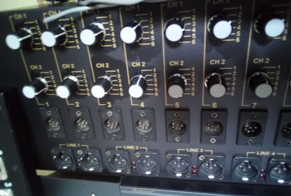 Telex RadioCom IC-100, 6 Channel Source Assign Panel