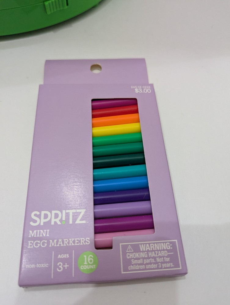 Easter Egg Dye Kit Spinner Machine Markers 3 Eggs Egg Decorating Kit