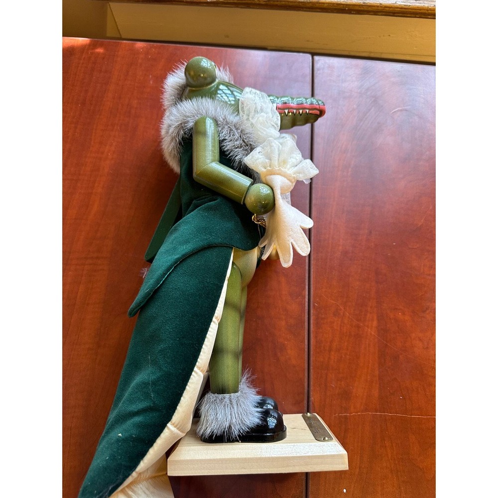 Peter Pan Crocodile Steinbach - Disc - Highly Collectable