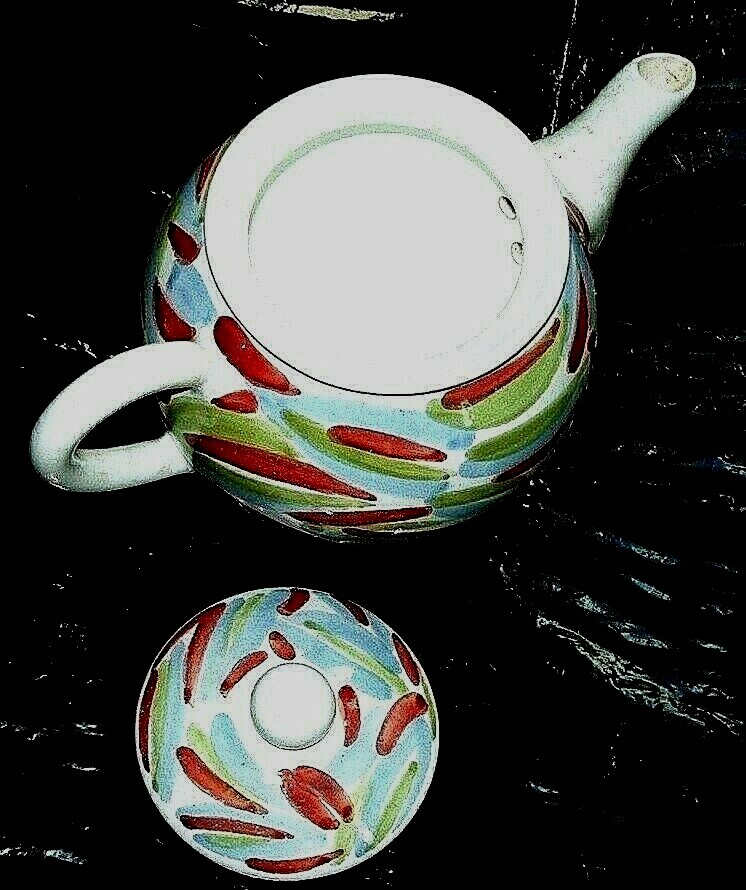 Deruta Ceramic Multi Color Teapot 32oz