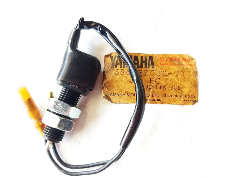 Yamaha RS100 RS125 LS3 Stop Switch Nos