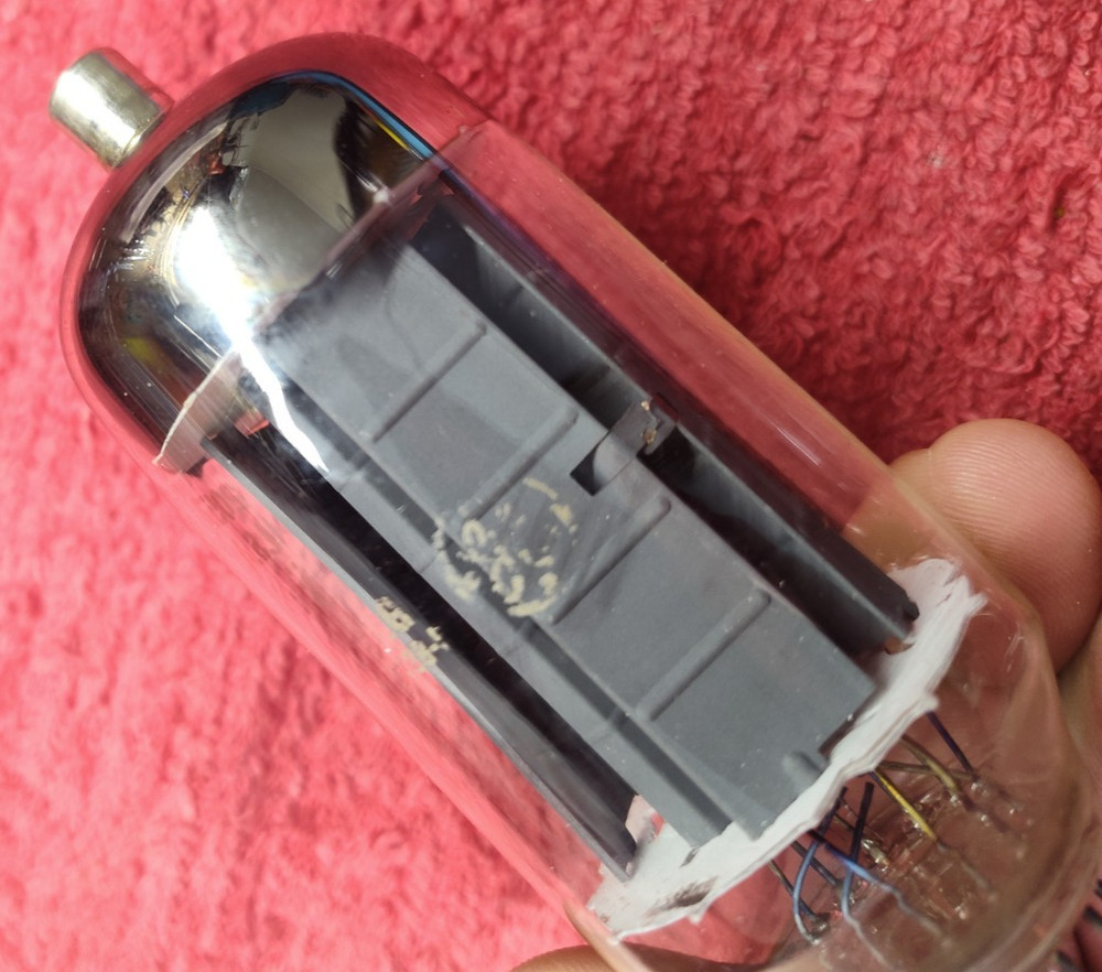 GE M2057 RF Amplifier Tube