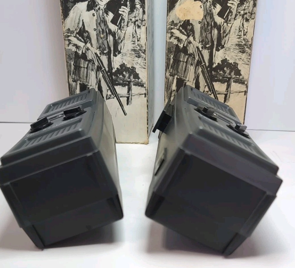 2 Realistic TRC-83 3 Channel Transceiver No. 21-1605 Original Boxes both tested