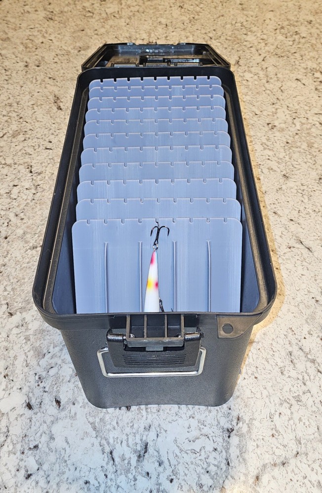 Crankbait and spoon tackle box "Bandit Keeper"