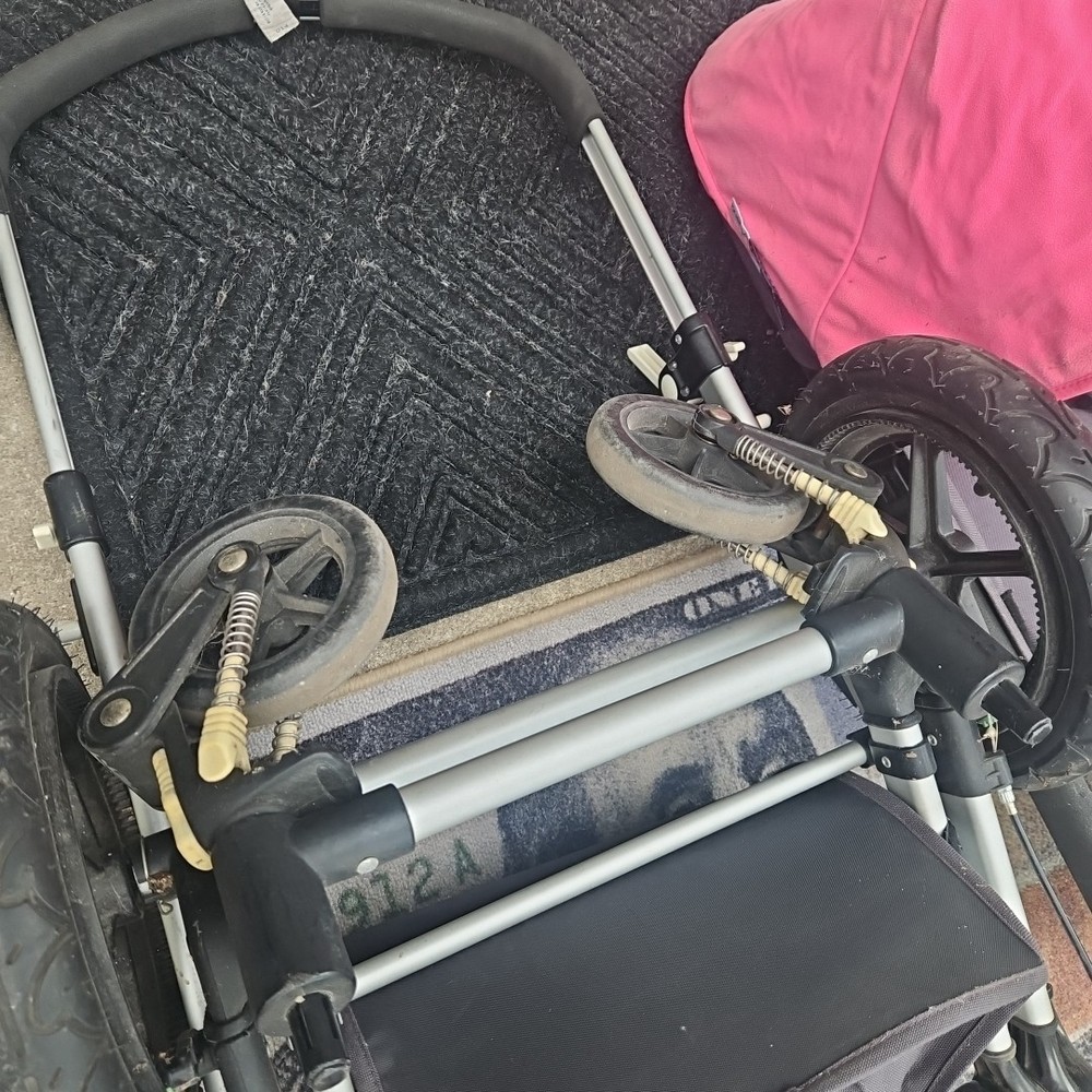 Bugaboo Cameleon 3 Pink Stroller Seat Attachment Dirty From Garage Deep Clean