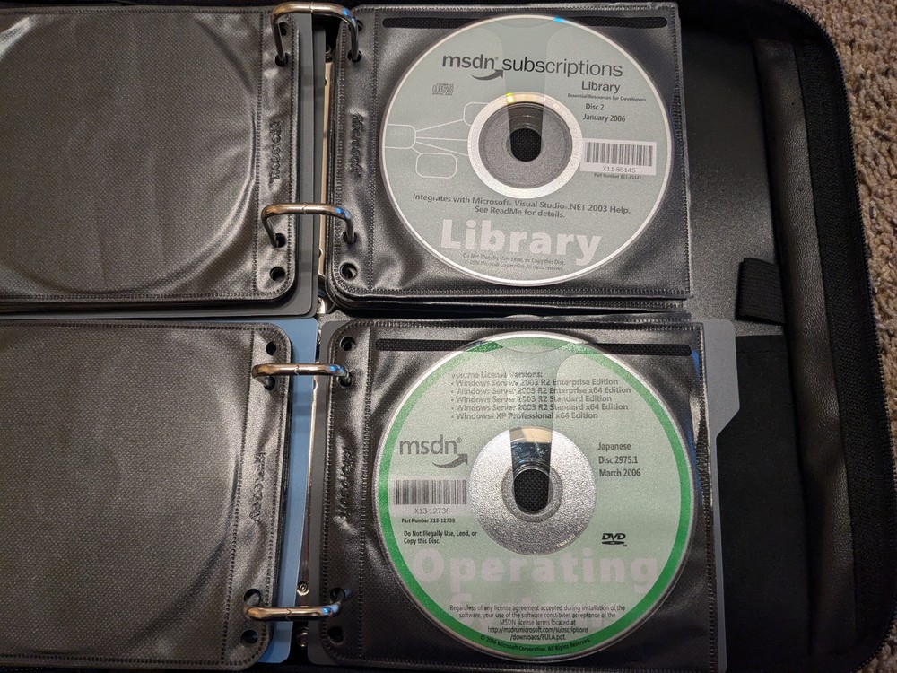 MASSIVE Microsoft MSDN DVD CD lot 1997-2010 (580+ Discs!) w/ binders + MORE