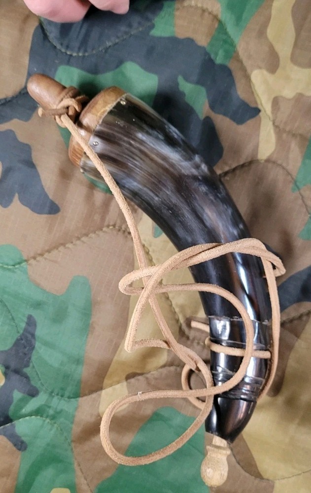 Modern Muzzleloading Black Powder Powder Horn With Leather Strap