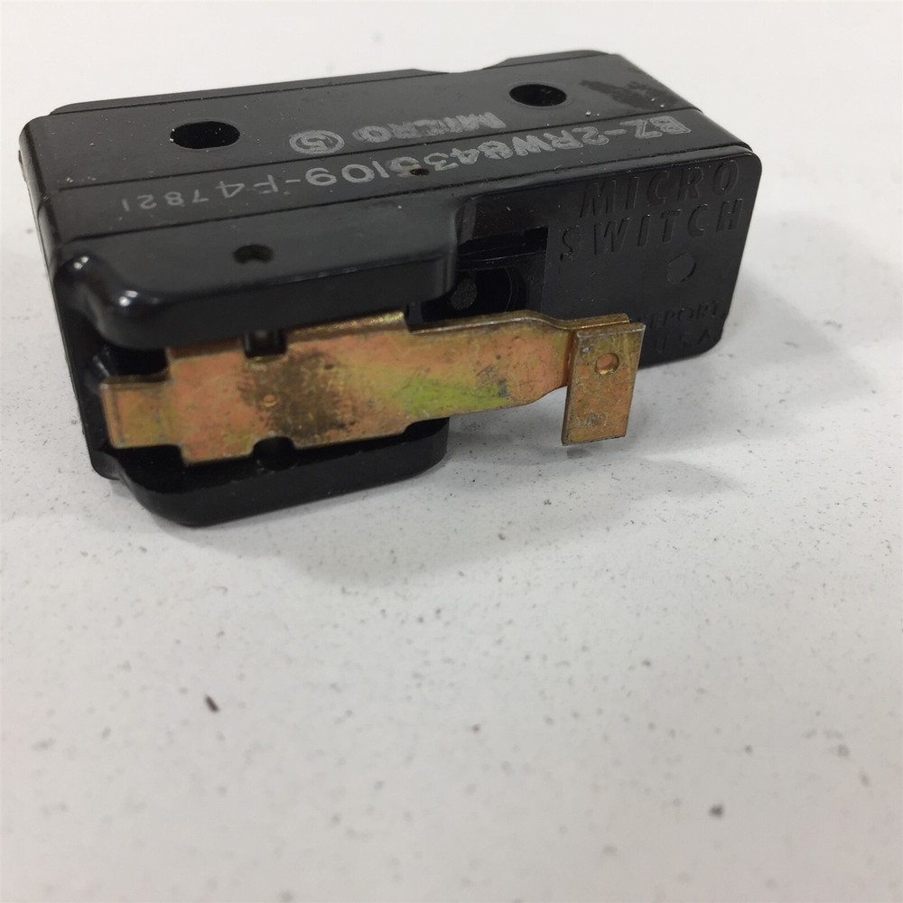(1) Honeywell BZ-2RW8435109 Microswitch