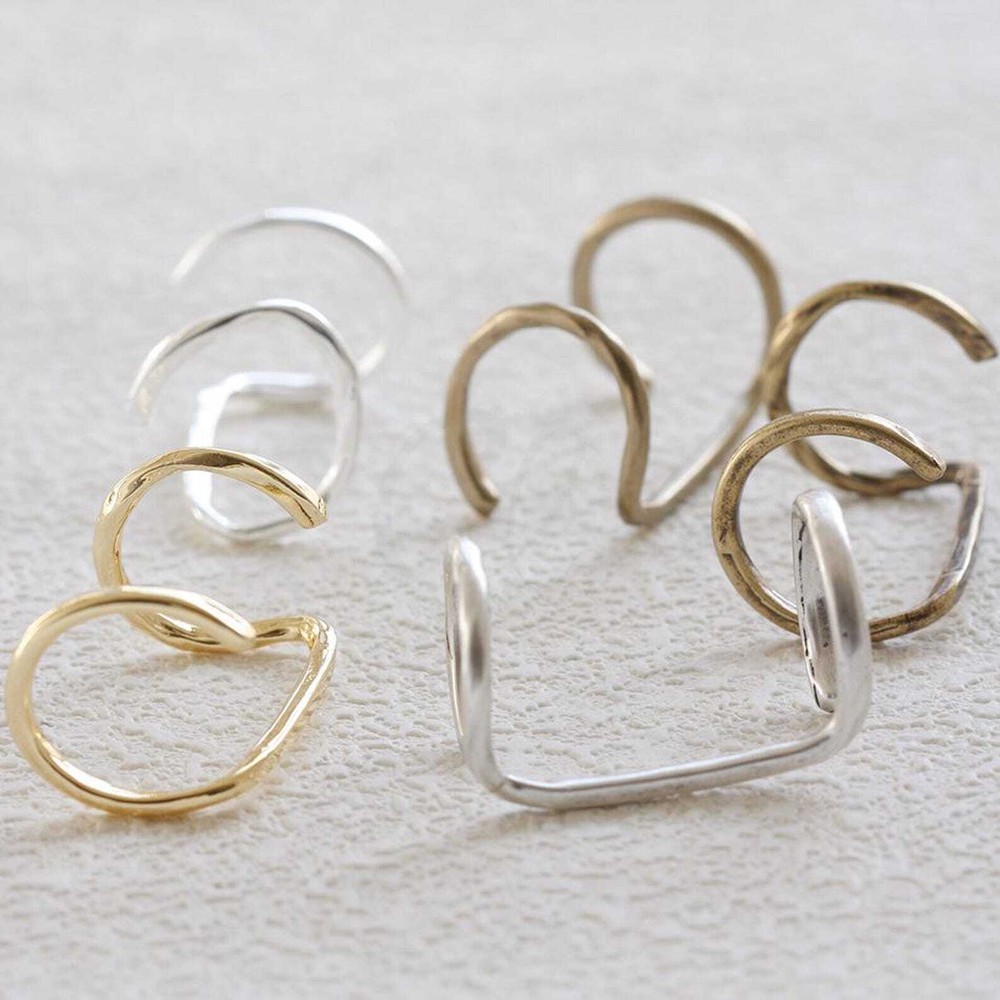 One Piece Solid Brass Ring Base - Finger Ring - Adjustable - 31x16.5mm (4892C)