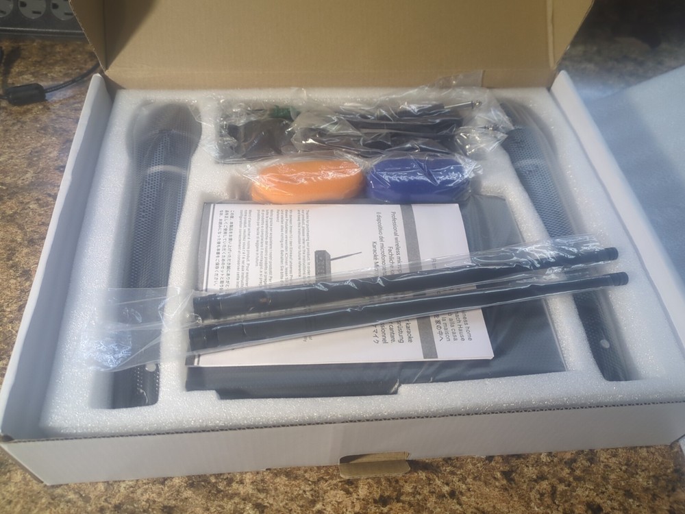 Kithouse S-9 Professional Wireless Microphone Karaoke System Black