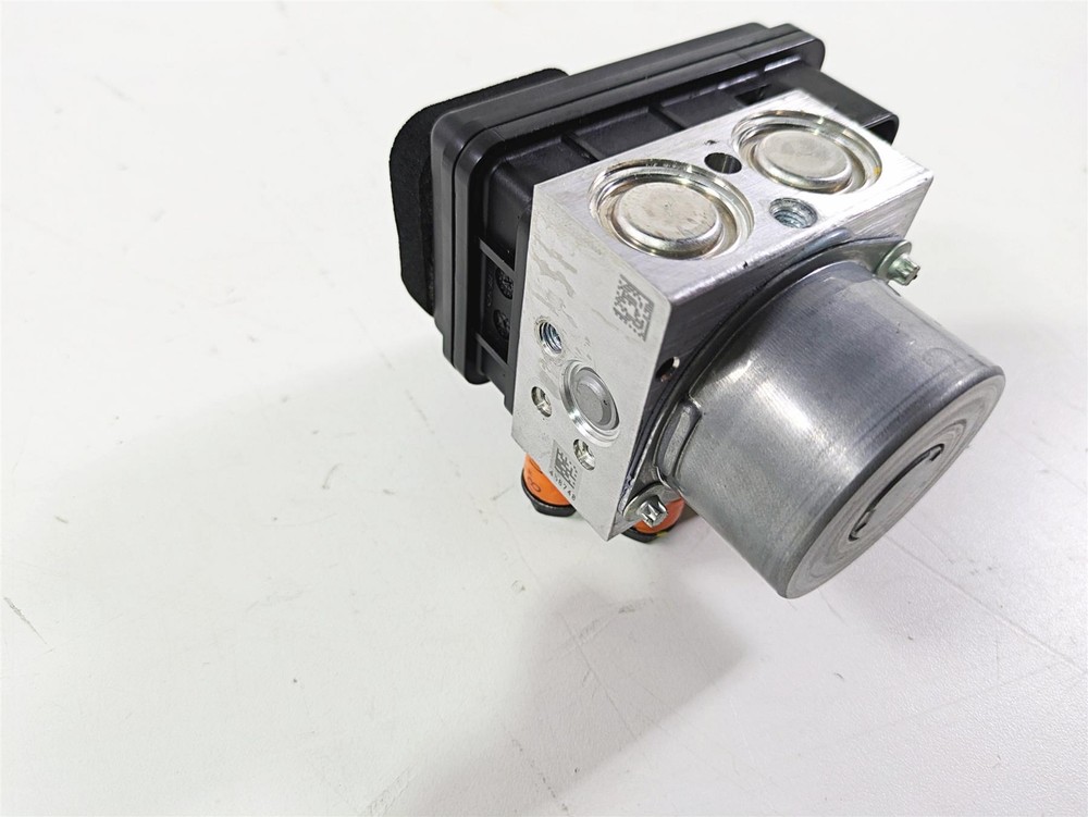 2023 Ducati Monster 937 SP Abs Brake Pump Unit Module 54241011A