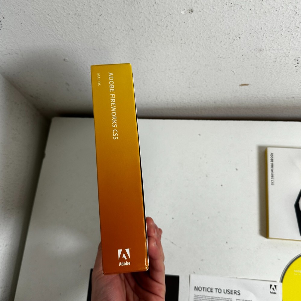 Adobe Fireworks CS5 Graphics & Editing DVD MAC OS Video and Audio Software AS IS