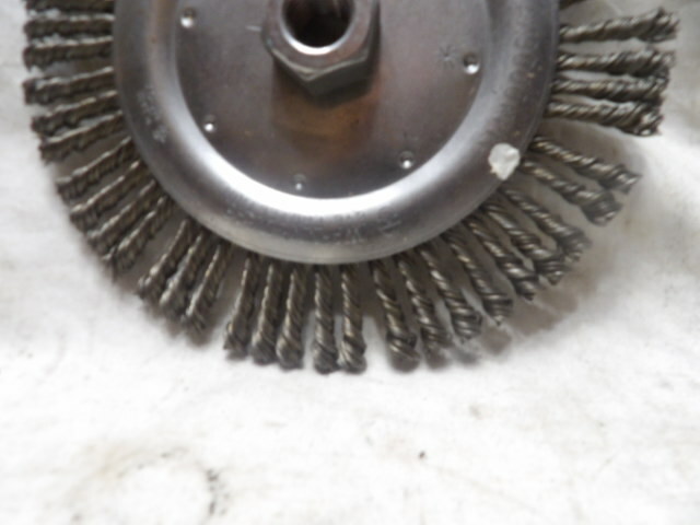 Knot Wire Brush 9000 rpm