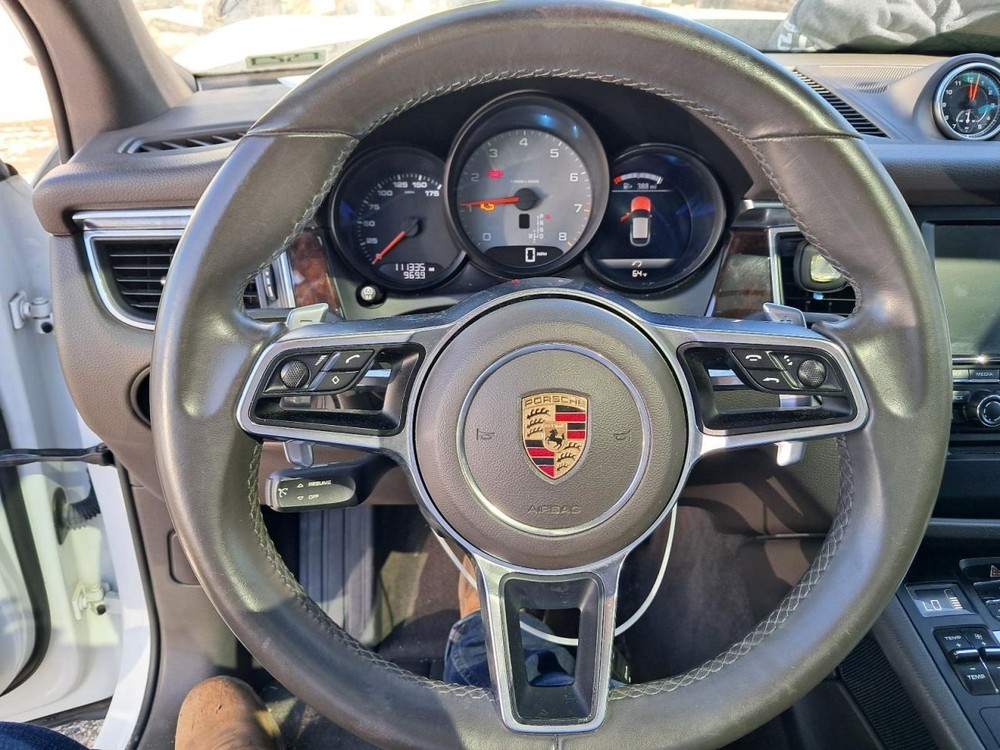 MACAN 2015 Glove Box 4853152
