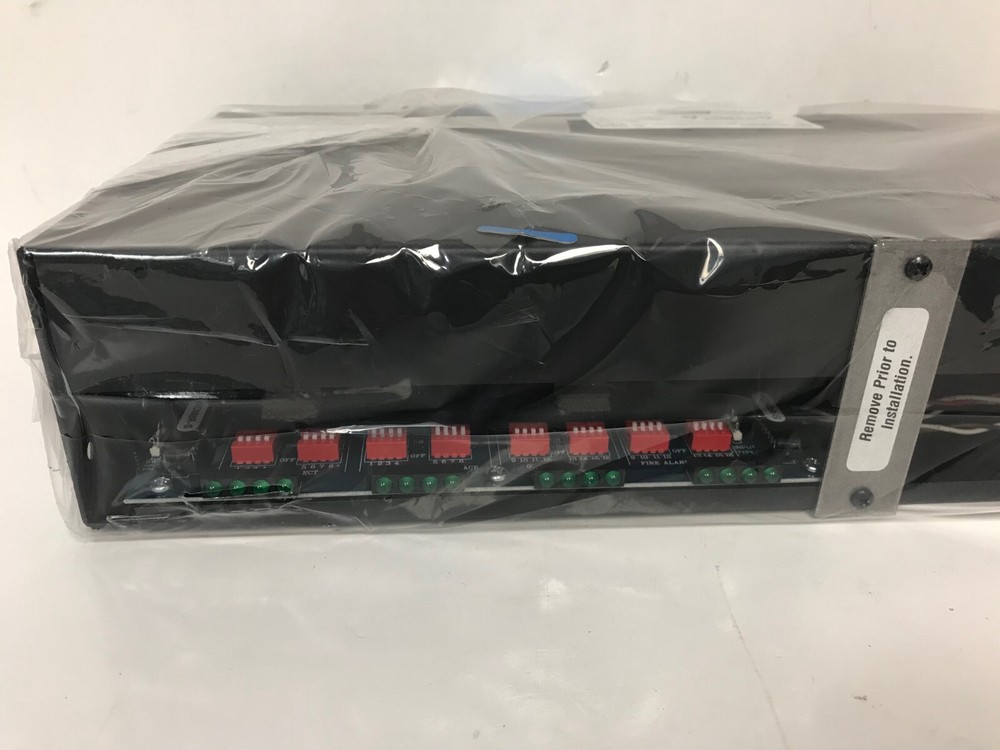 ALTRONIX MAXIMAL3R REACK MOUNT ACCESS POWER CONTROLLER W/POWER SUPPLY OPEN BOX