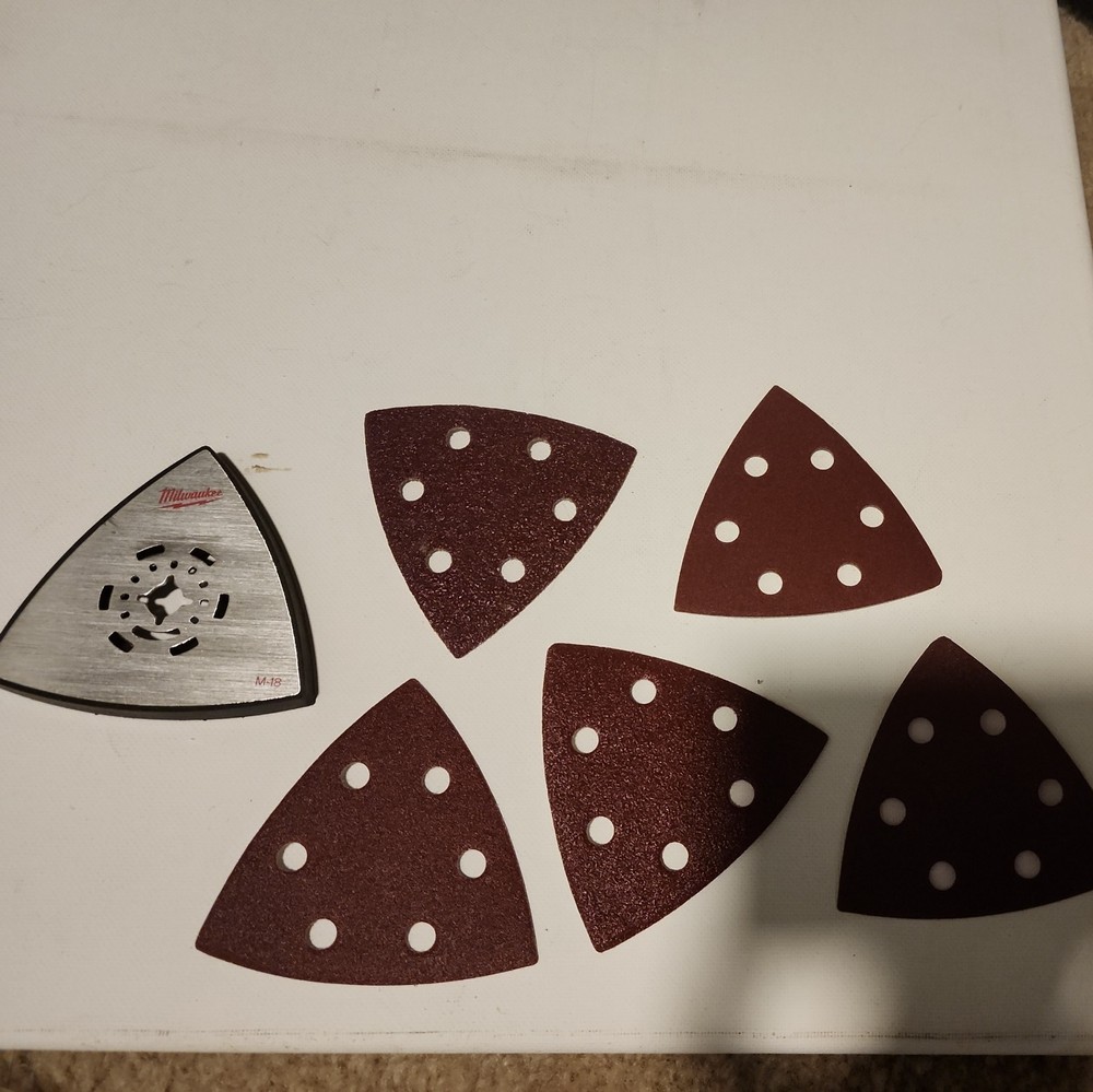 Milwaukee M18 Triangle Sanding Pad for Oscillating Multi Tool w/ sanding sheets