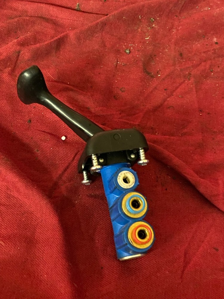 BENDIX TRAILER BRAKE VALVE, SWITCH, K024929