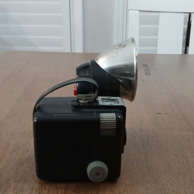 Kodak Brownie Hawkeye Flash Model Black Camera with Rotary Flash Attachment
