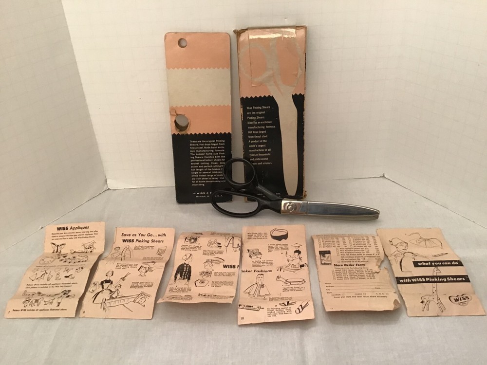 Vintage Wiss CB-7 Pinking Shears, Original Box
