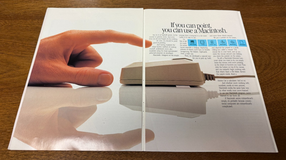 Apple Computer - Macintosh Vintage Sales Brochure /Flyer GREAT CONDITION
