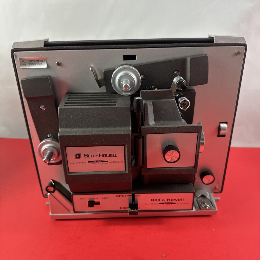 Bell & Howell Super 8mm & 8mm Film Projector Autoload 456A Untested