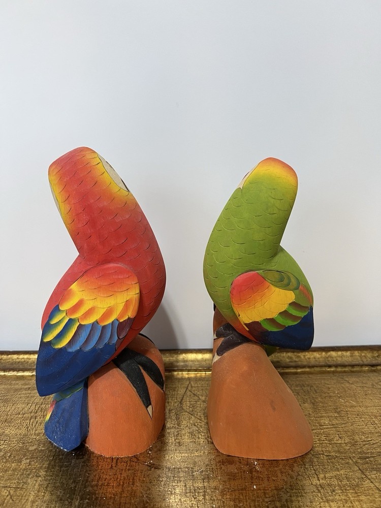 HANDMADE BALSA WOOD MACAW FIGURINES