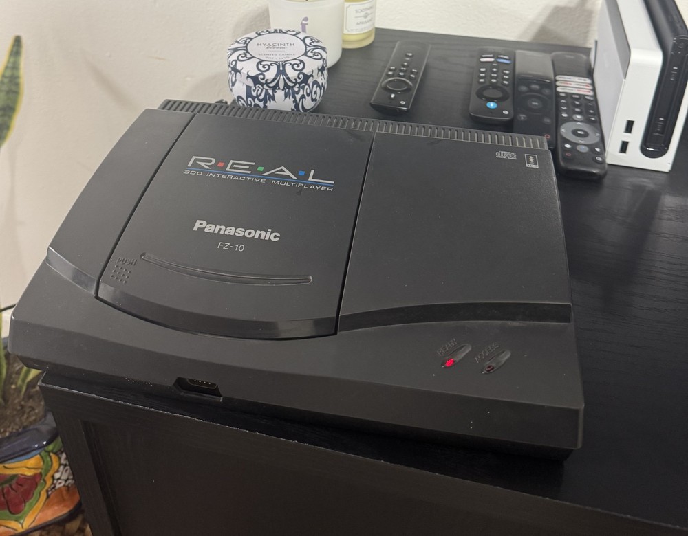 Panasonic 3DO FZ-10 R.E.A.L. Console (NTSC)
